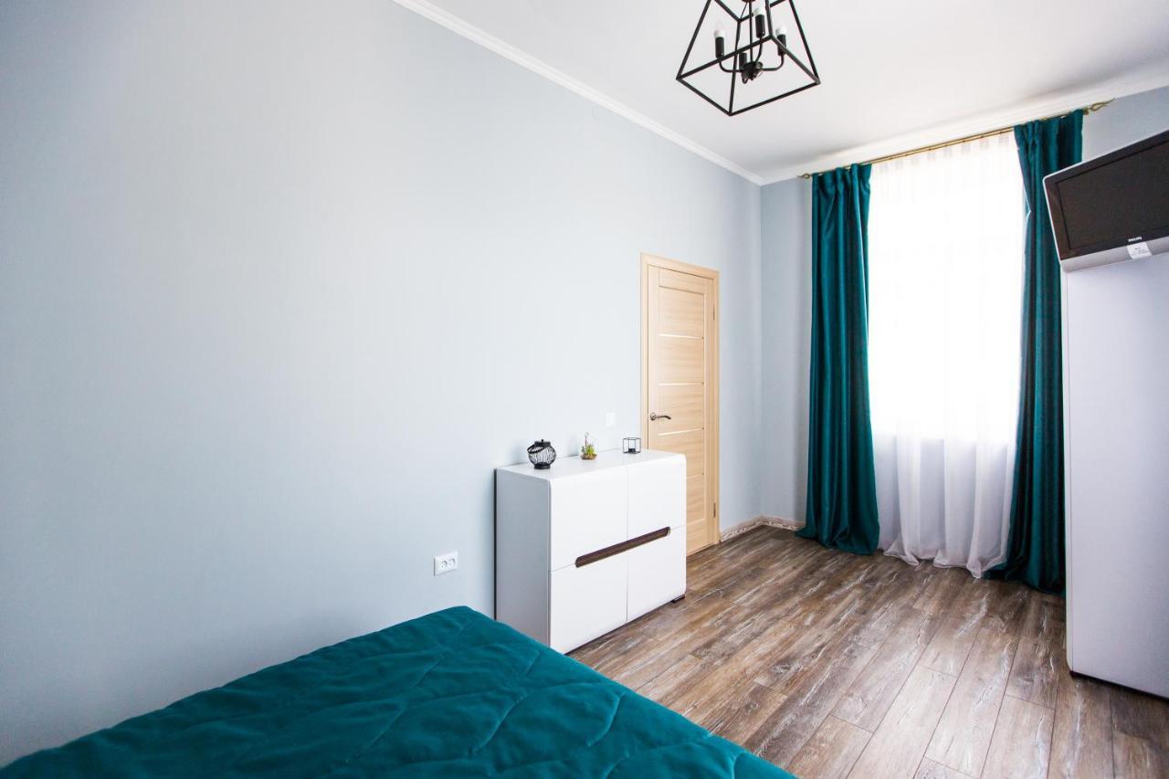 1 Bedroom Apartment Near Elizabeth'S The Cathedral إلفيف المظهر الخارجي الصورة