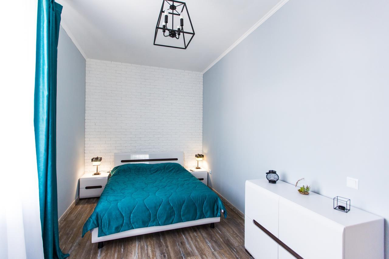 1 Bedroom Apartment Near Elizabeth'S The Cathedral إلفيف المظهر الخارجي الصورة