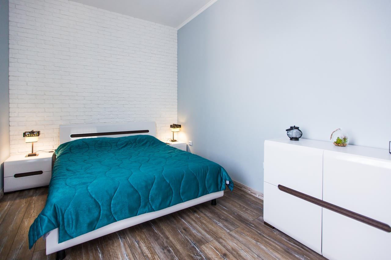 1 Bedroom Apartment Near Elizabeth'S The Cathedral إلفيف المظهر الخارجي الصورة